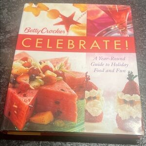 Betty Crocker Celebrate! Cookbook for the Holidays. Like new hardcover